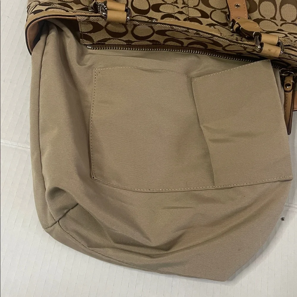 Coach Signature Tote. - Picture 8 of 13